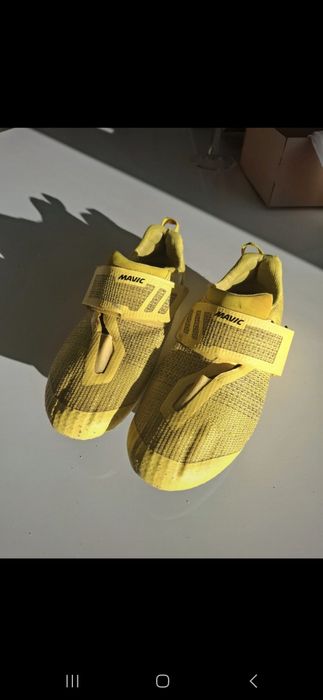 Ténis Mavic Cosmic SL Ultimate Tri amarelo
