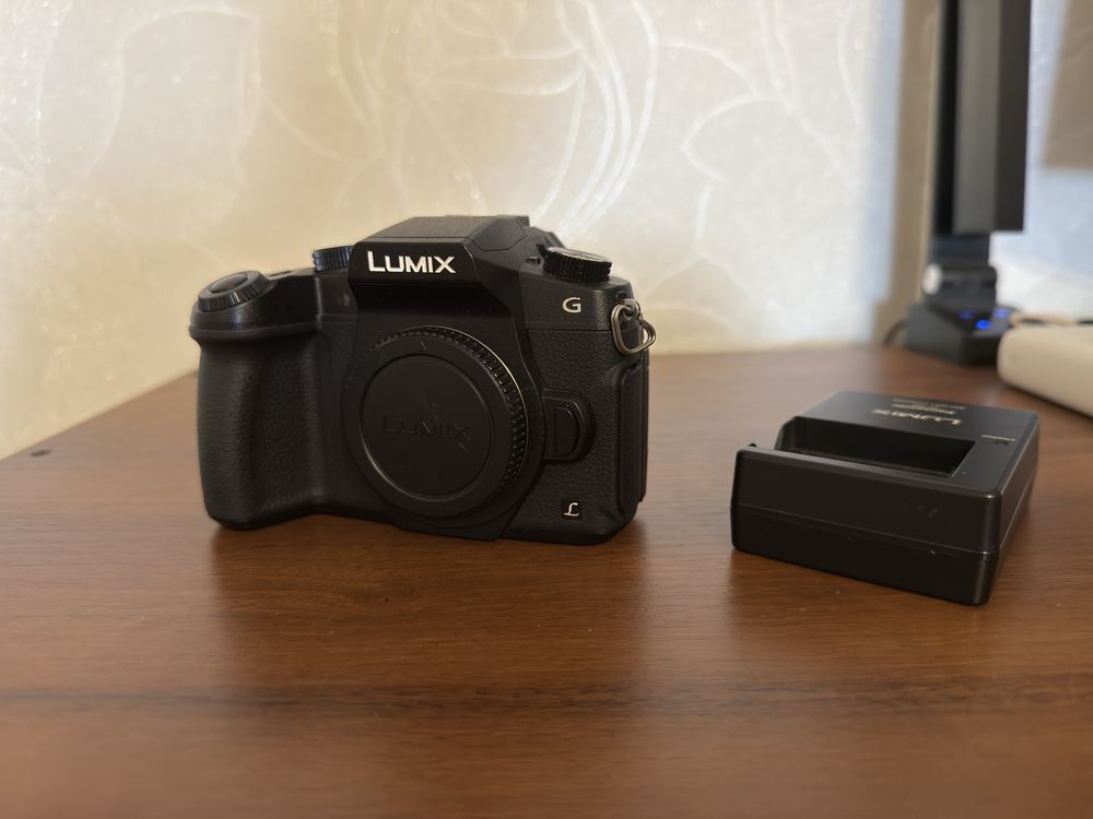 Panasonic Lumix DMC-G80