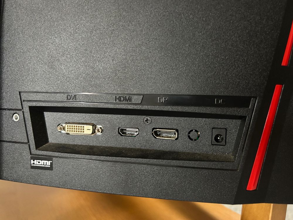 Monitor MSI 32”, 165hz, FullHD, Curved