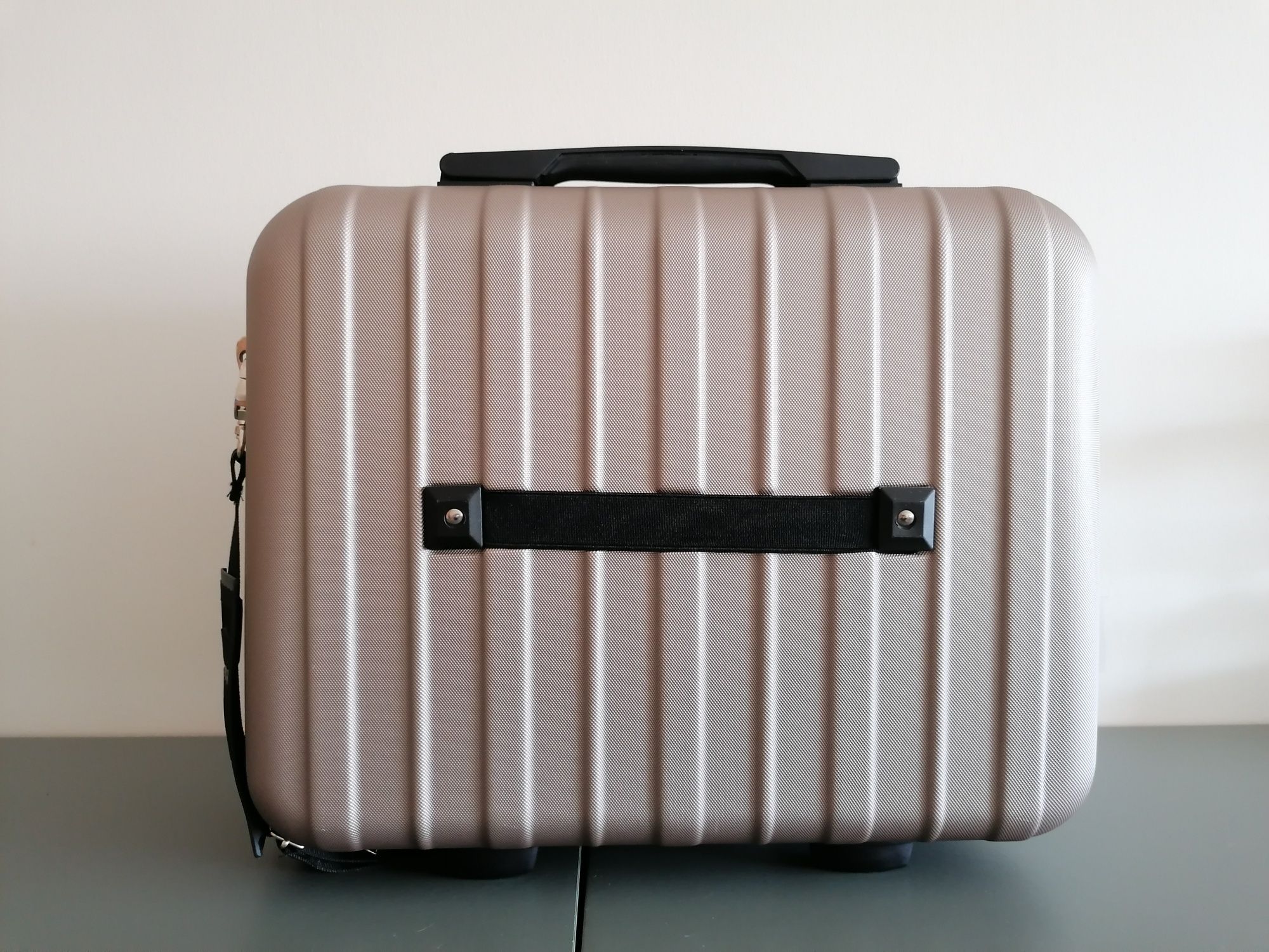 Necessaire de viagem