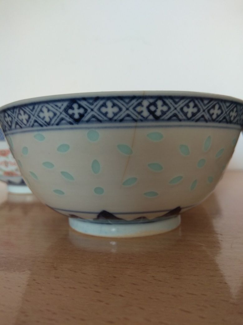 Chiny. Porcelana ryżowa. 6 starych miseczek.