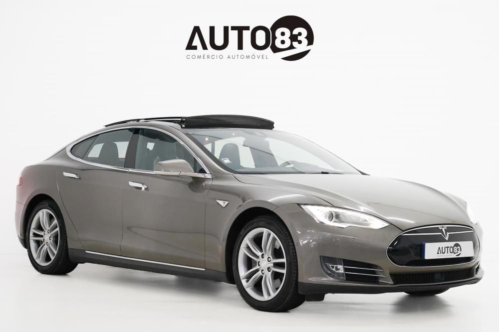 Tesla Model S 70