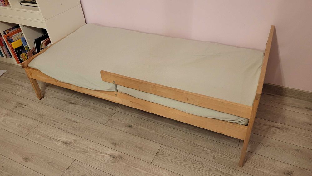 Łóżko IKEA SNIGLAR łóżeczko drewniane materac stelaż pokrowiec 70x160