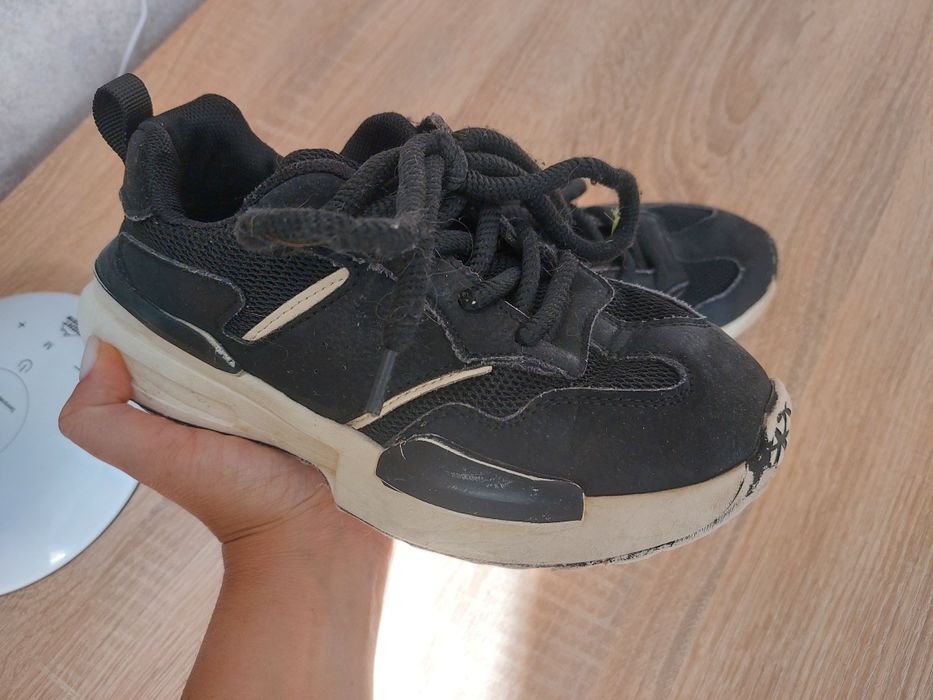 Кросівки на хлопчика