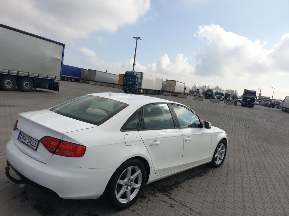 Audi A4 B8 2010 rok 2.0 TDI