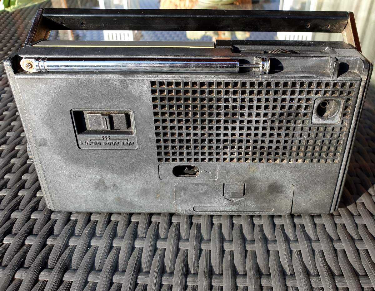 GRUNDIG HIT BOY(310) 1977r. Radio tranzystorowe