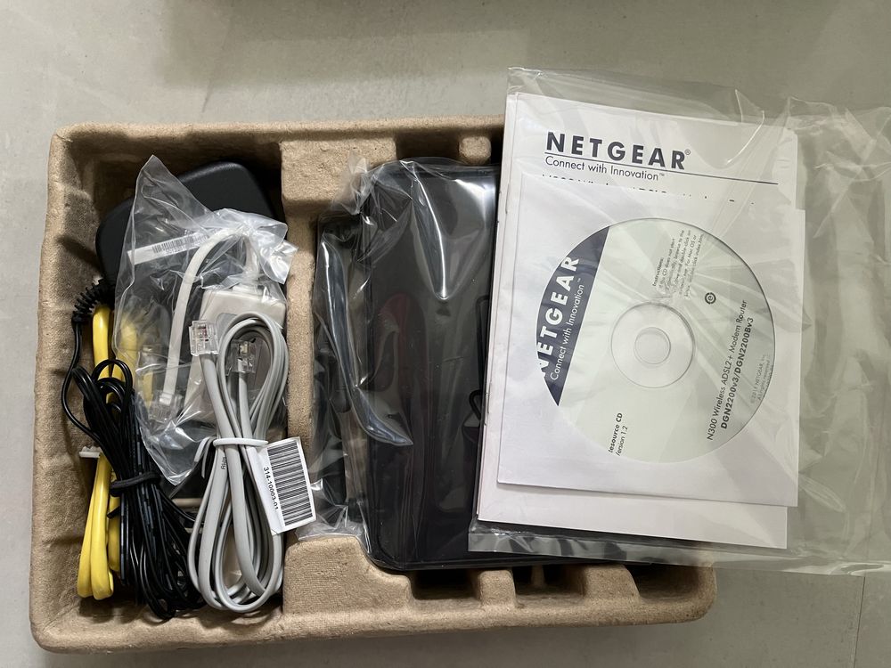 Router NETGEAR N300 Wireless ADSL2+ DGN2200 Modem
