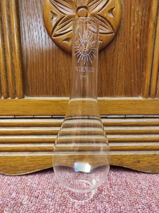 Klosz lampy naftowej 18 cm. Kominek Wiener do lampki