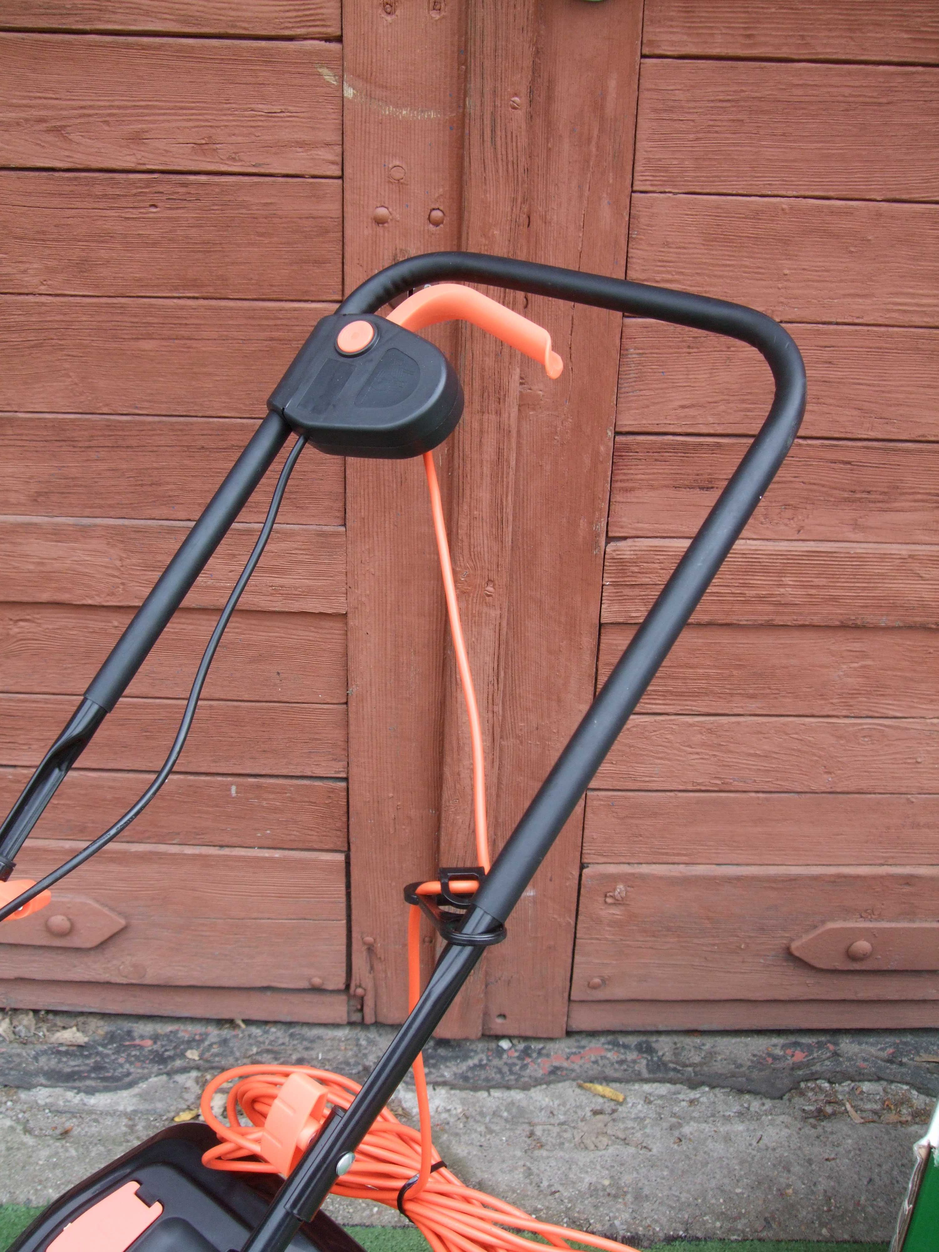 Kosiarka Elektryczna HAWKSMOOR. 1200W. 32cm Gotowa do Pracy SUPER STAN