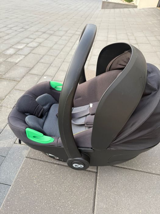 Fotelik samochodowy nosidełko  I-CARE I-SIZE łącznie z bazą Isofix