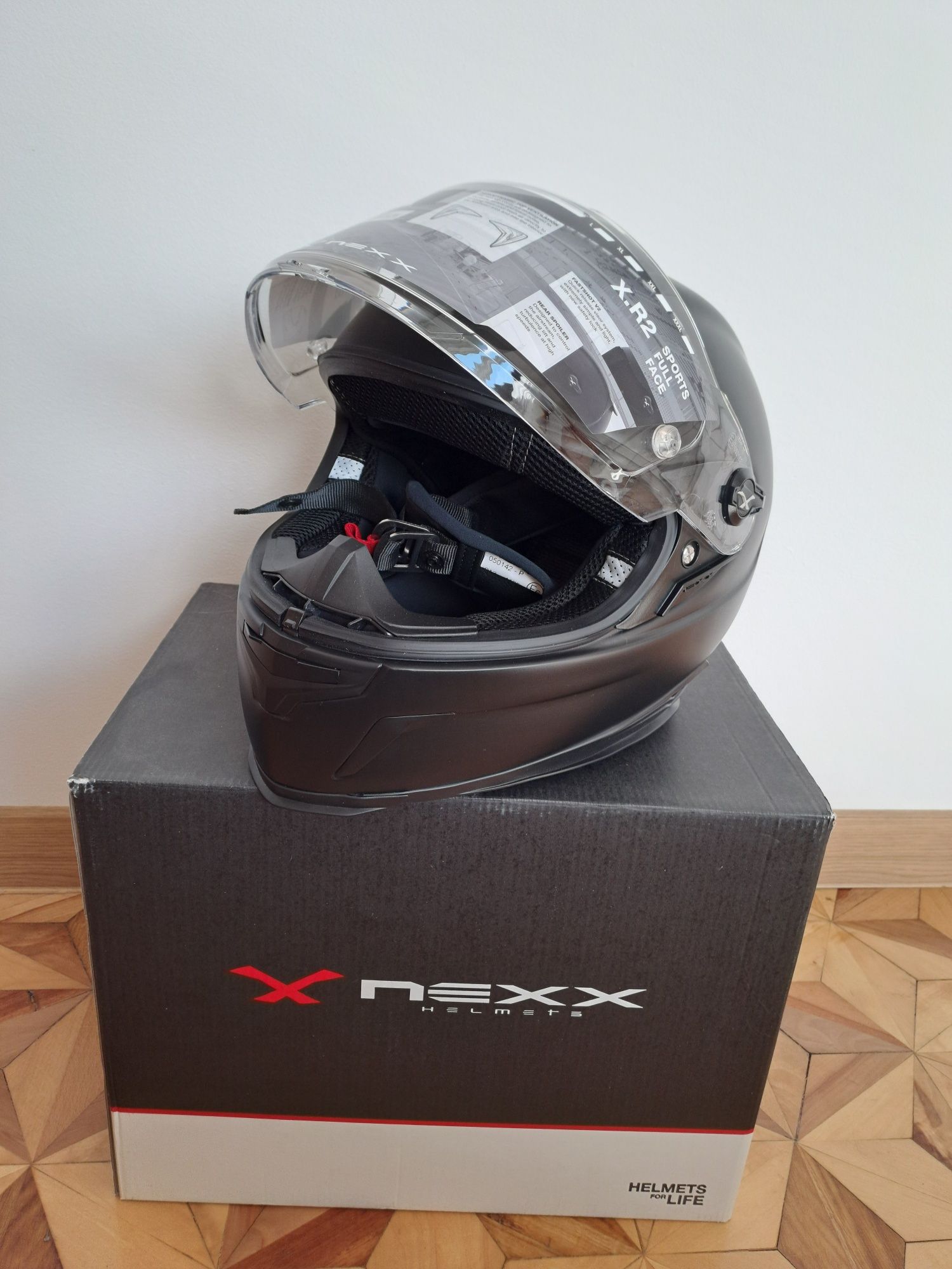 Kask motocyklowy NEXX X.R2 czarny Nowy Pokrowiec + akcesoria Rozmiar L