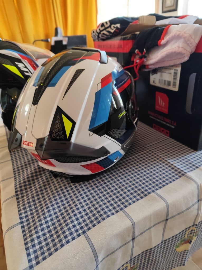 Capacete MT Helmets