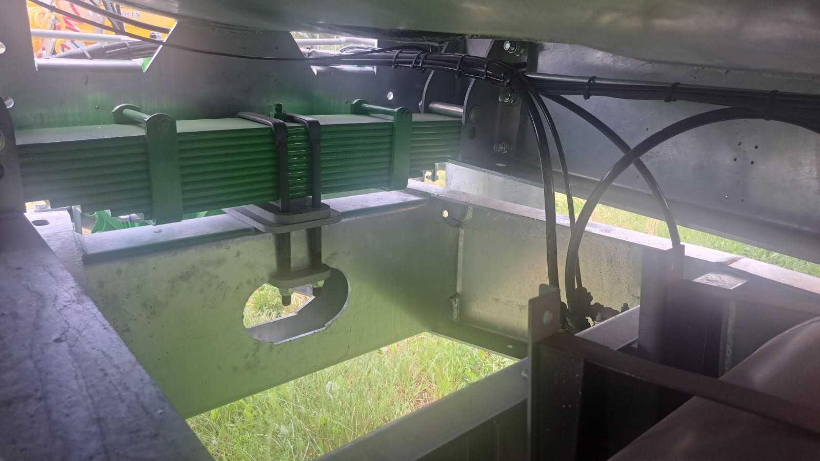 Wóz asenizacyjny, beczkowóz JOSKIN 11000 L.