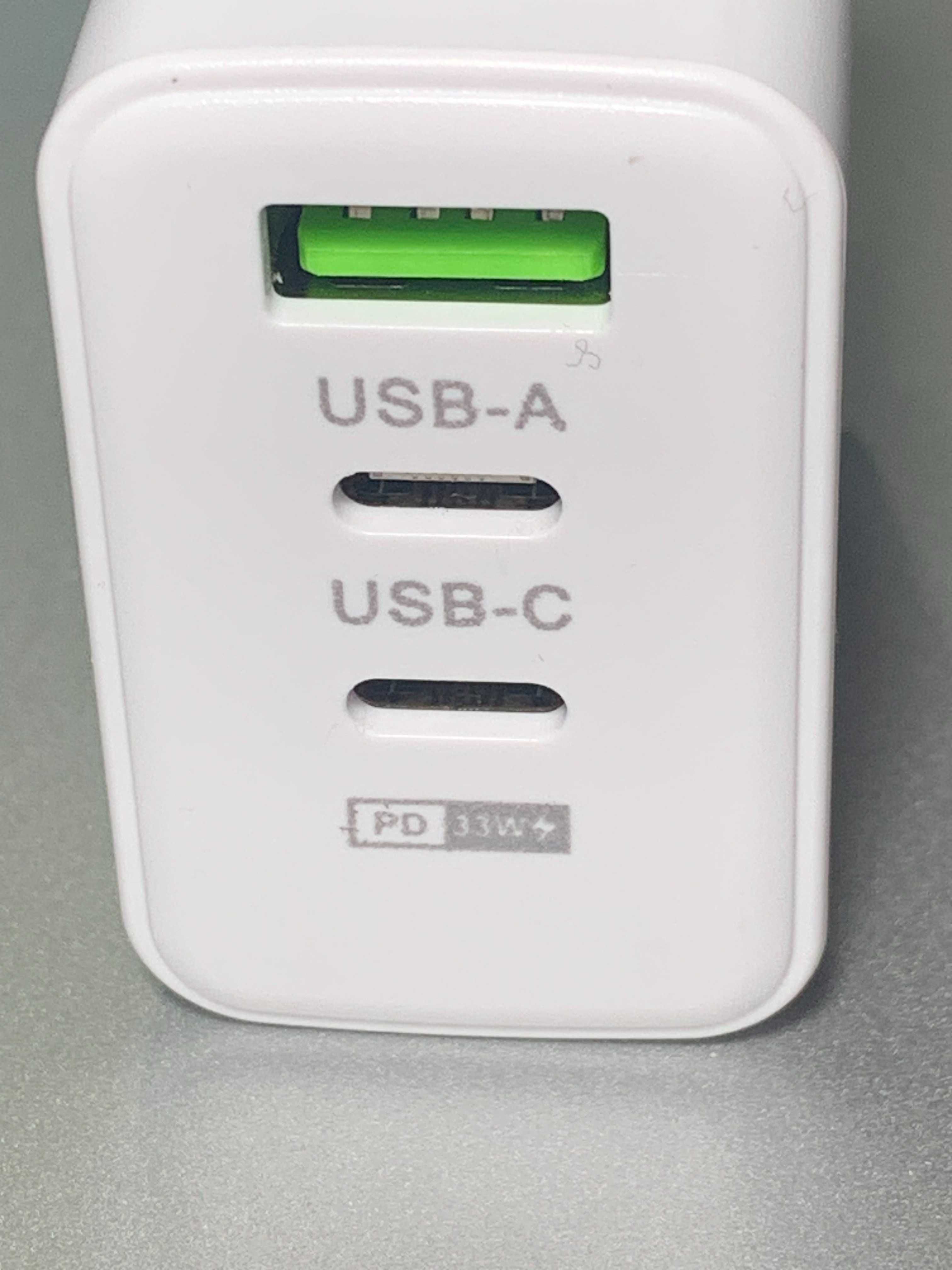 USB  зарядка на 65 Вт ( цвет белый и черный )