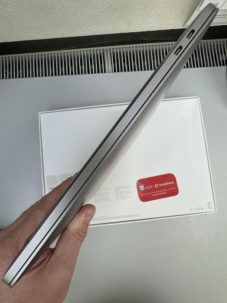 MacBook Pro 16/2Тb  UA 15.6 2017 space gr. Дефект!