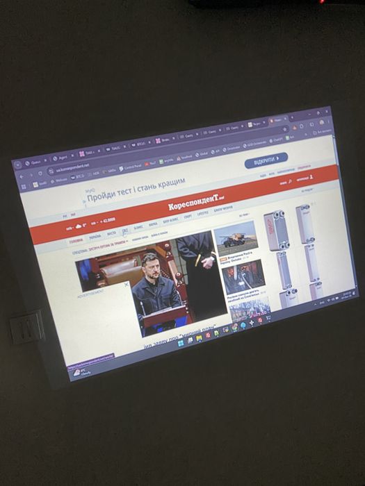 Проектор EMCORE  DL-WL7 Android WiFi, мультимедійний для будинку