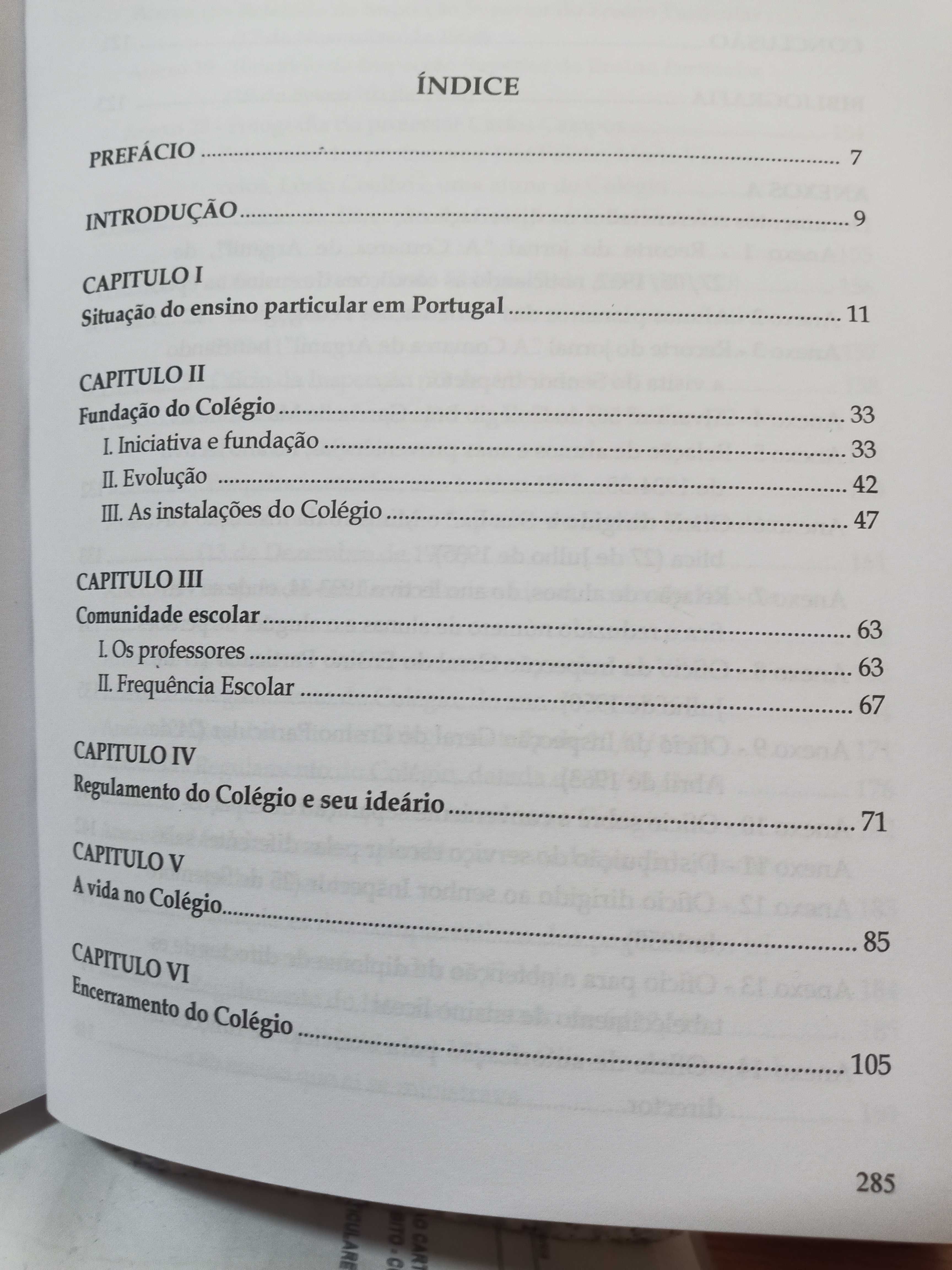 Livros - Colégio Brás Garcia de Mascarenhas