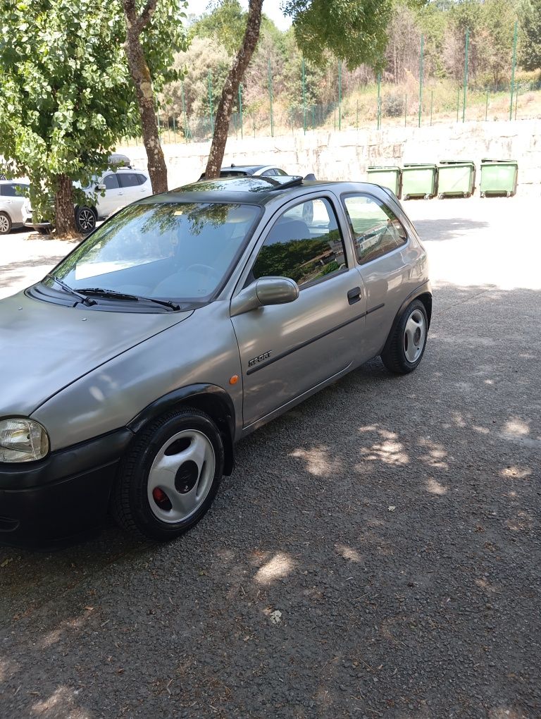 Opel corsa sport 1.4