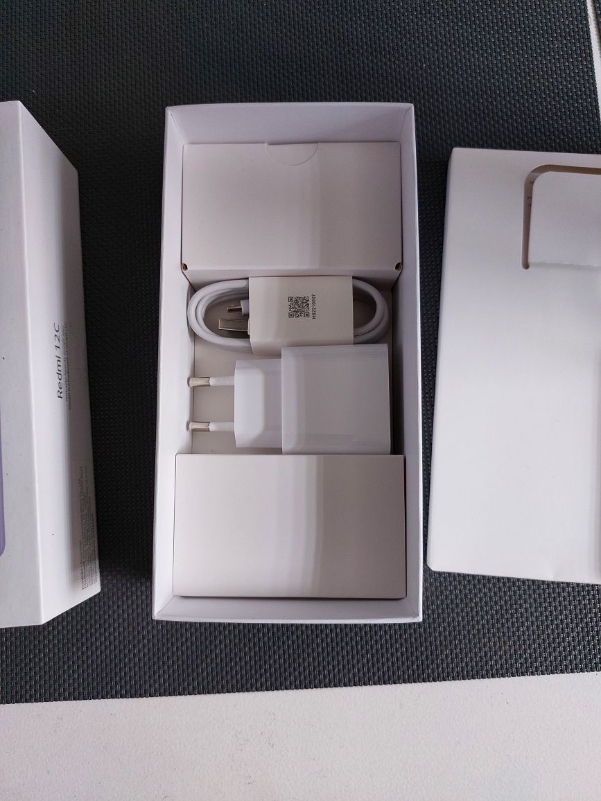 Sprzedam nowy tel. Redmi 12 C
