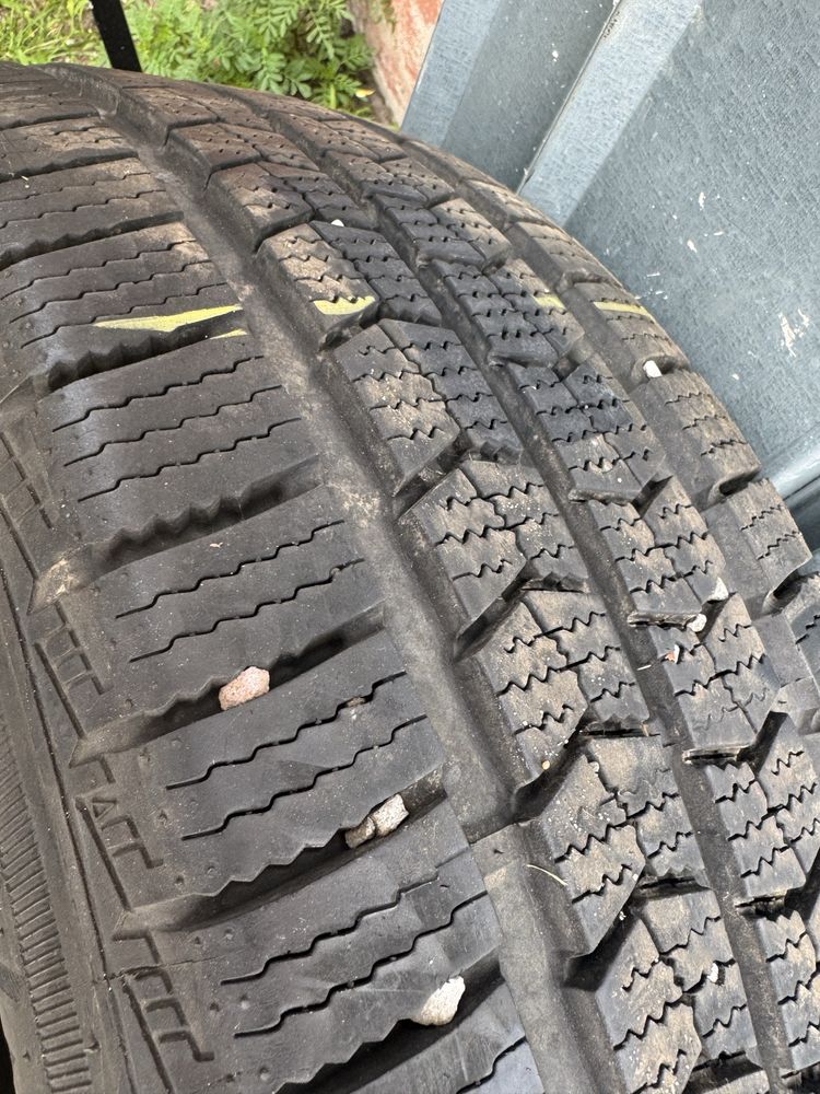 Opony 235/65/R16C