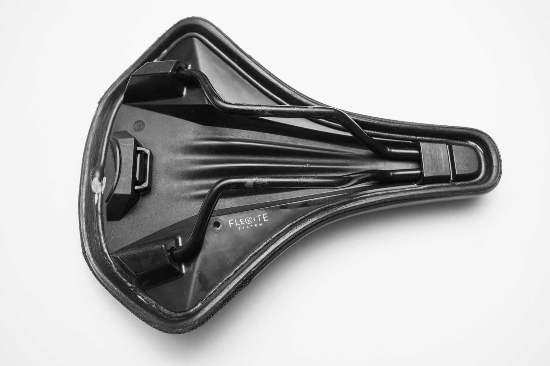 Damskie siodełko  żelowe Selle Royal Looking 3D Moderate. B. wygodne.