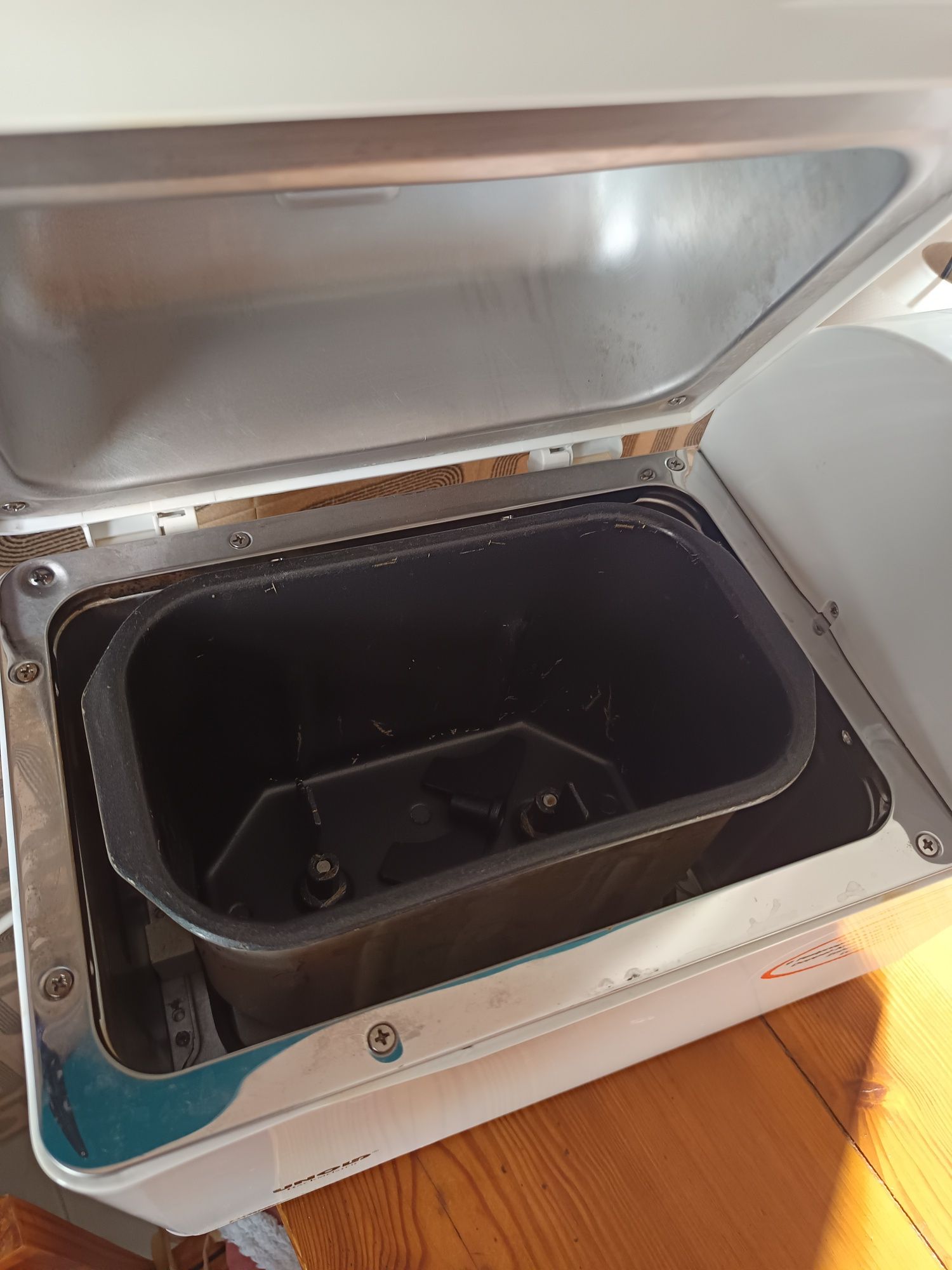 Panificadora Unold Backmeister 1800g