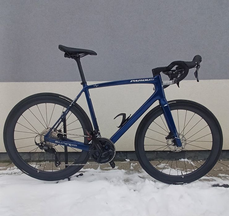 Rower szosowy Pardus disc full karbon,r2025 Shimano
105 r7100/2/12 r.