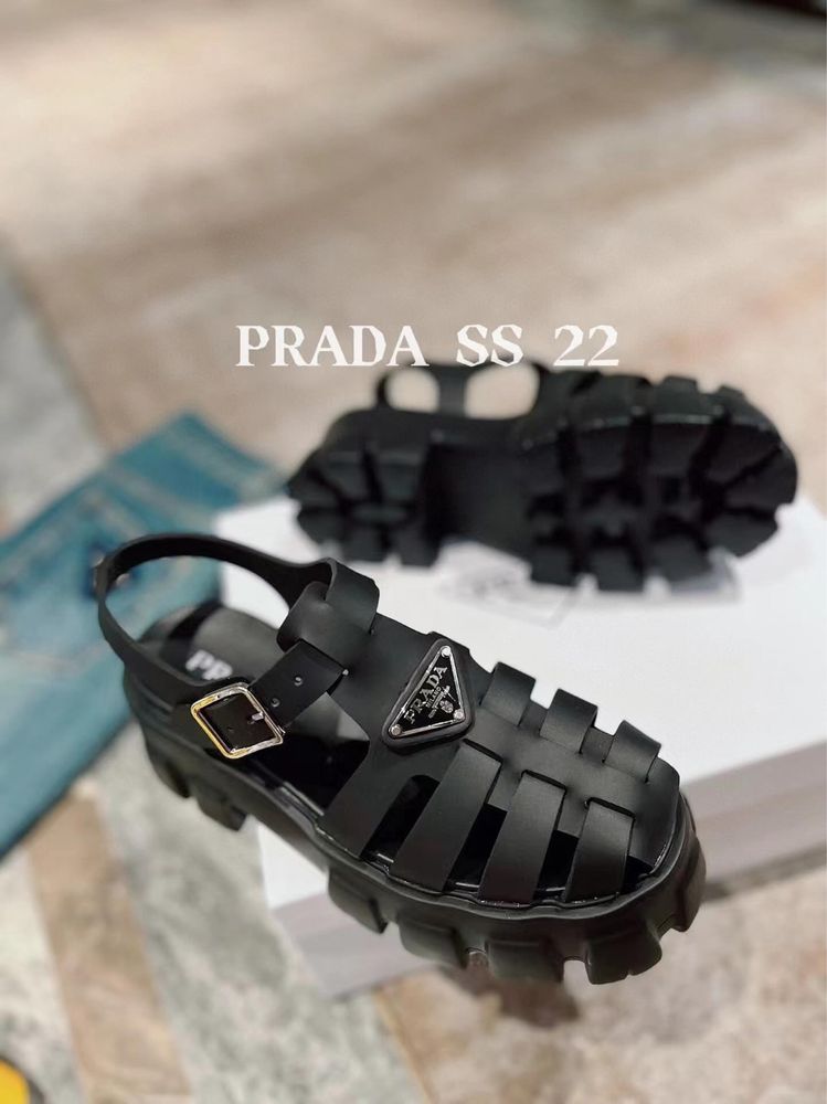 Босоножки прада Prada 39 размер черные
