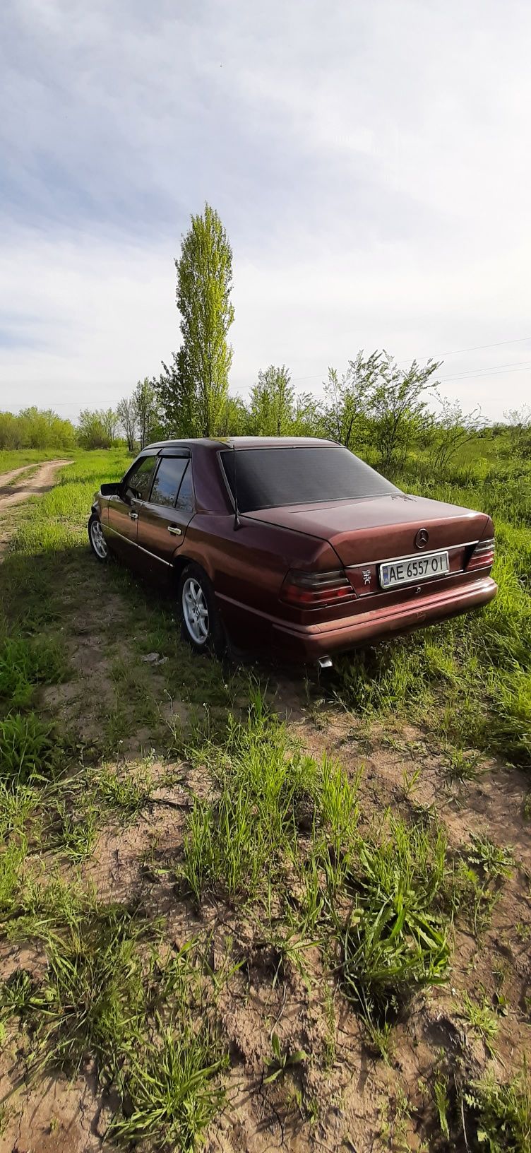 Mercedes-Benz 124