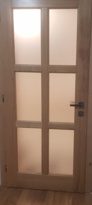 Двері дубові у наявності