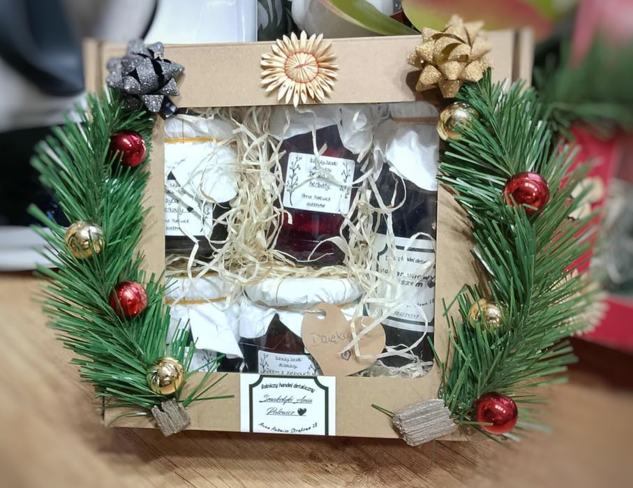 Pudełka, kosze prezentowe z przetworami