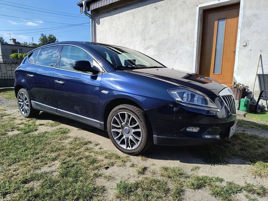 Lancia Delta Lancia Delta - doinwestowana, cały czas w ruchu
