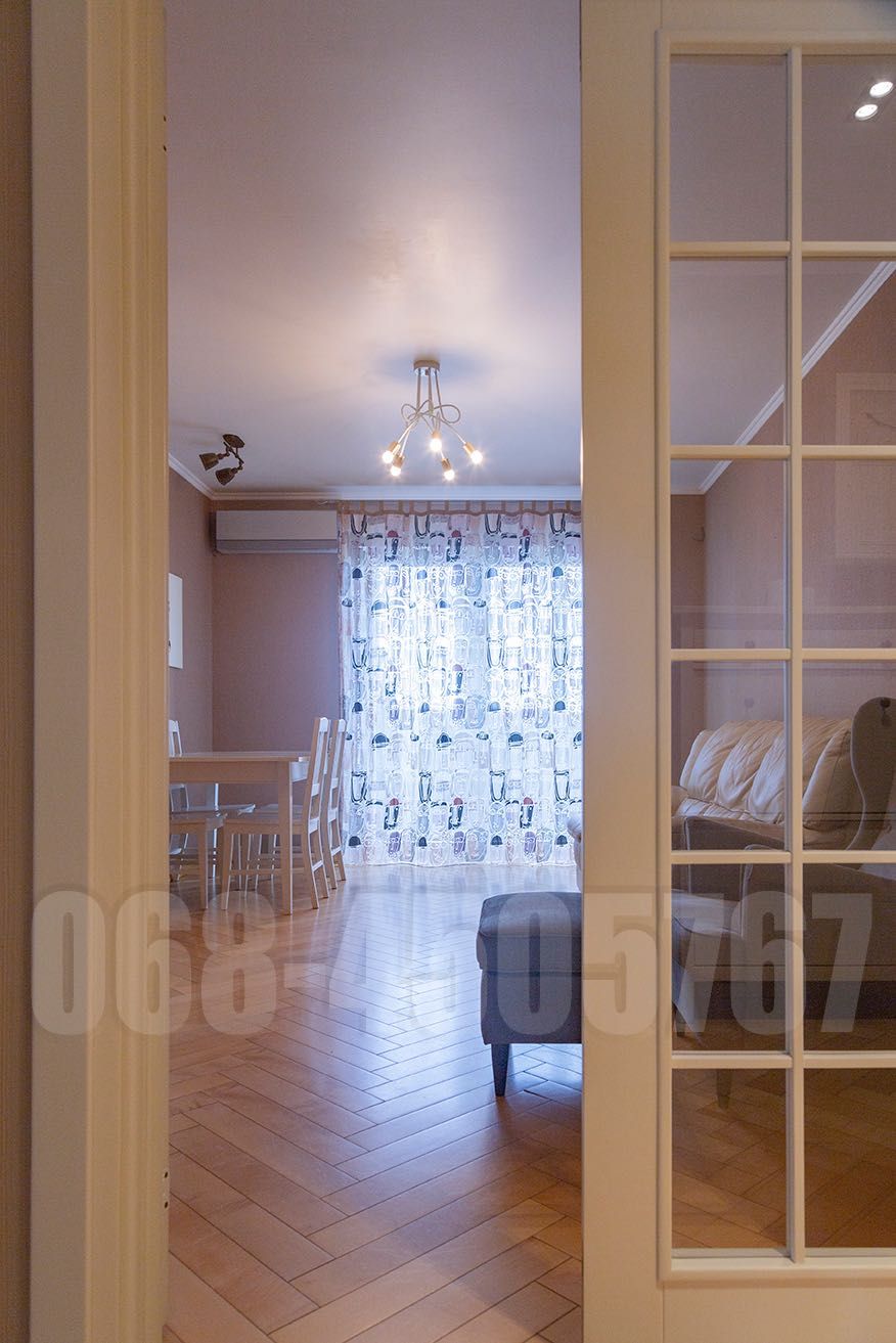 Продаж 4к квартири. Виноградар, вул. В.Порика 17. Власник.