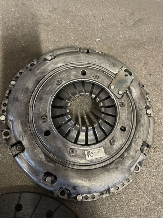 Sprzeglo dwumasa Renault megane rs 1.8 tce 280km