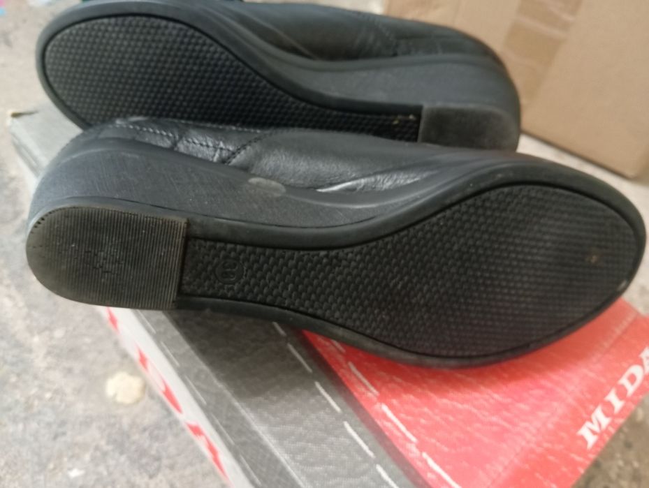 Туфли Mida Мида кожаные на танкетке  , 38 размер как новые