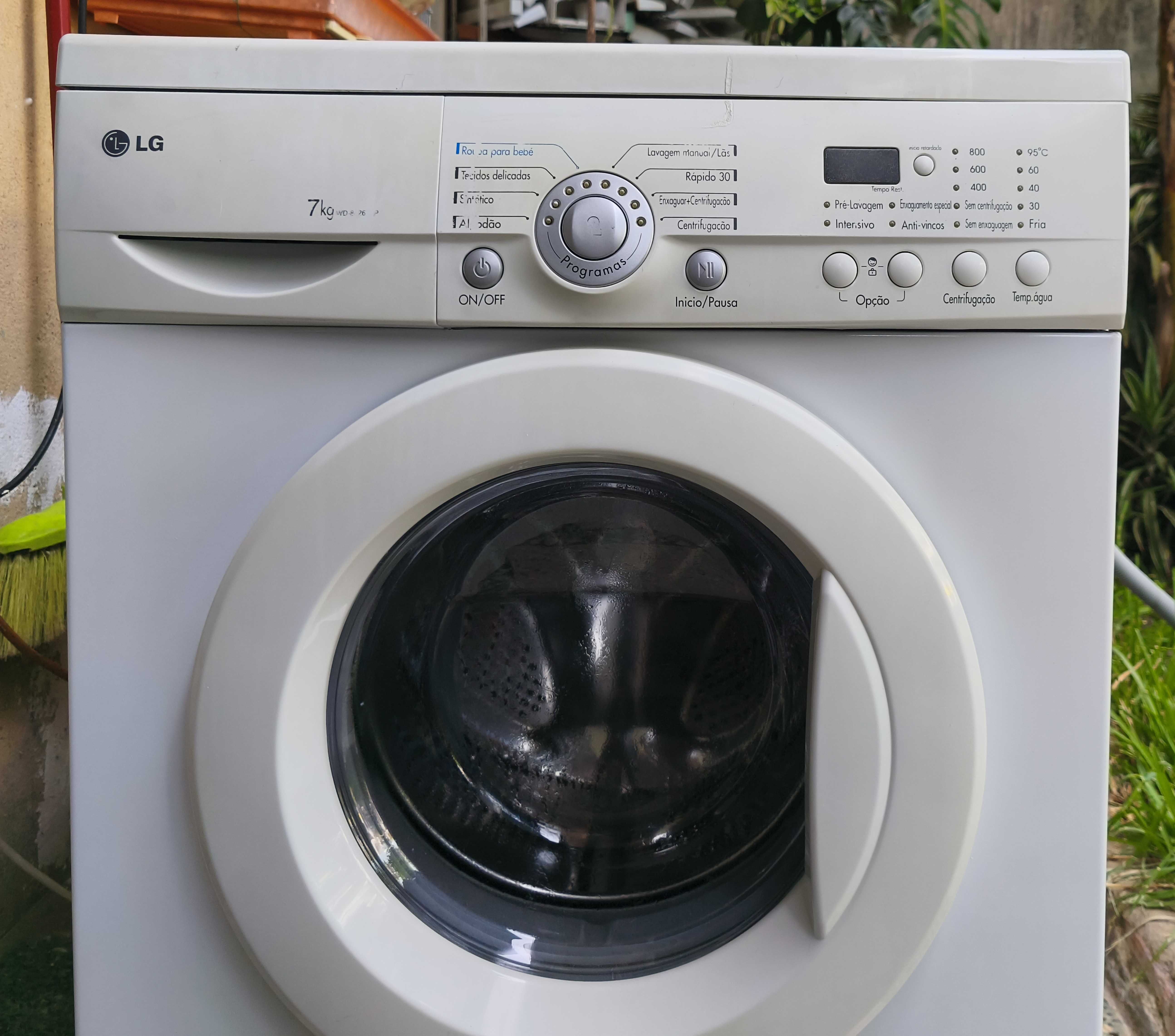 Máquina de Lavar Roupa LG 7 kg  (entrega)