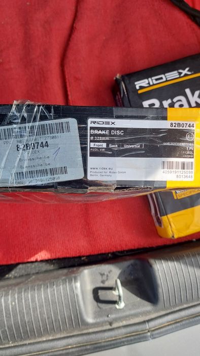 Discos de travões e pastilhas de travões ridex.