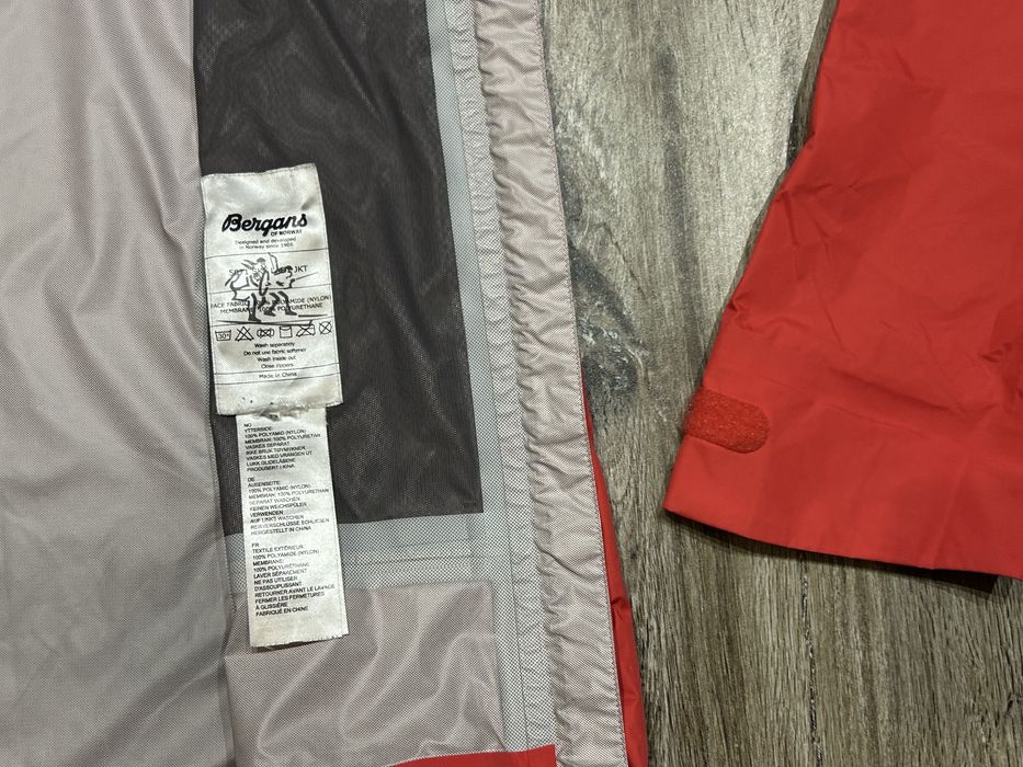 Damska Przeciwdeszczowa Kurtka BERGANS OF NORWAY Sky Lady membrana XL