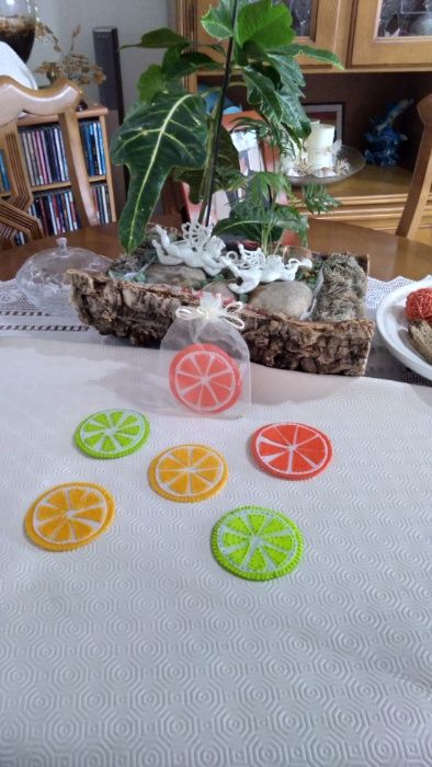 Porta copos Bethacare em forma e gomos