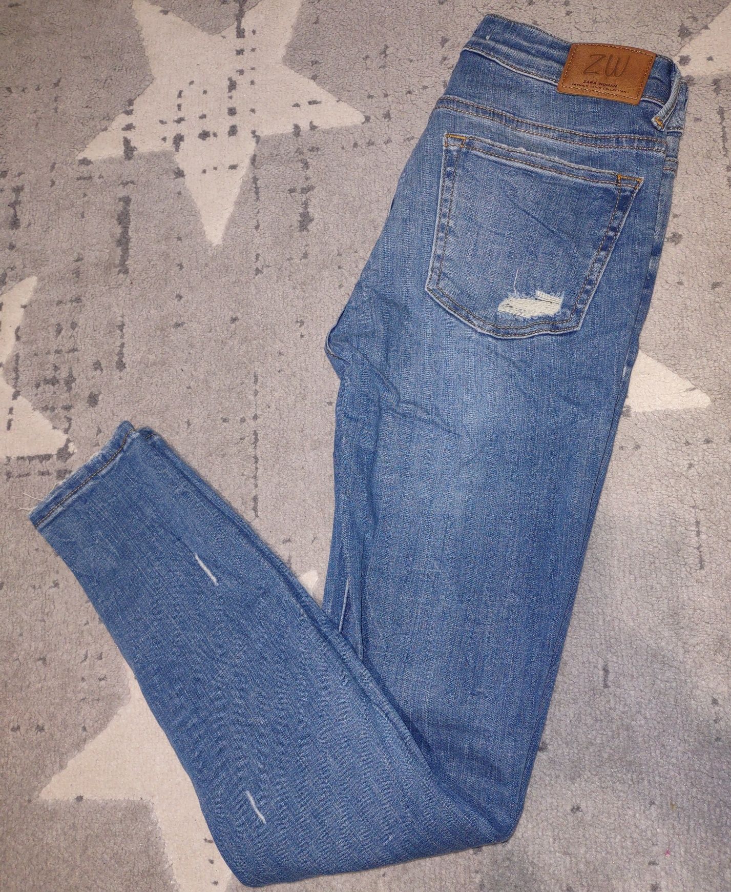 Spodnie damskie jeansy Zara