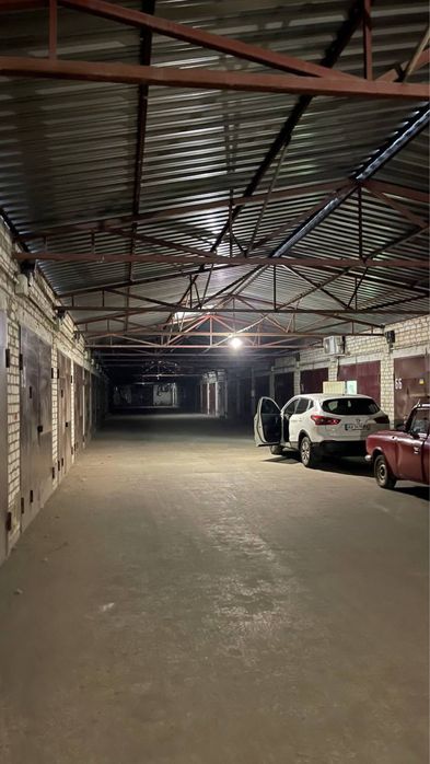 продам гараж каскад  возле посада на 602 микрорайоне