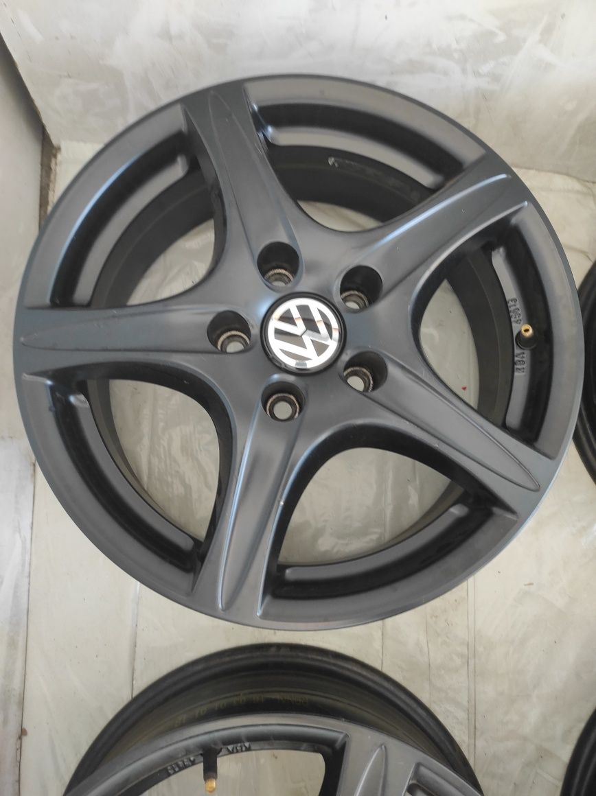 539 Felgi aluminiowe VW VOLKSWAGEN R 16 5x112 Bardzo Ładne  Czarne