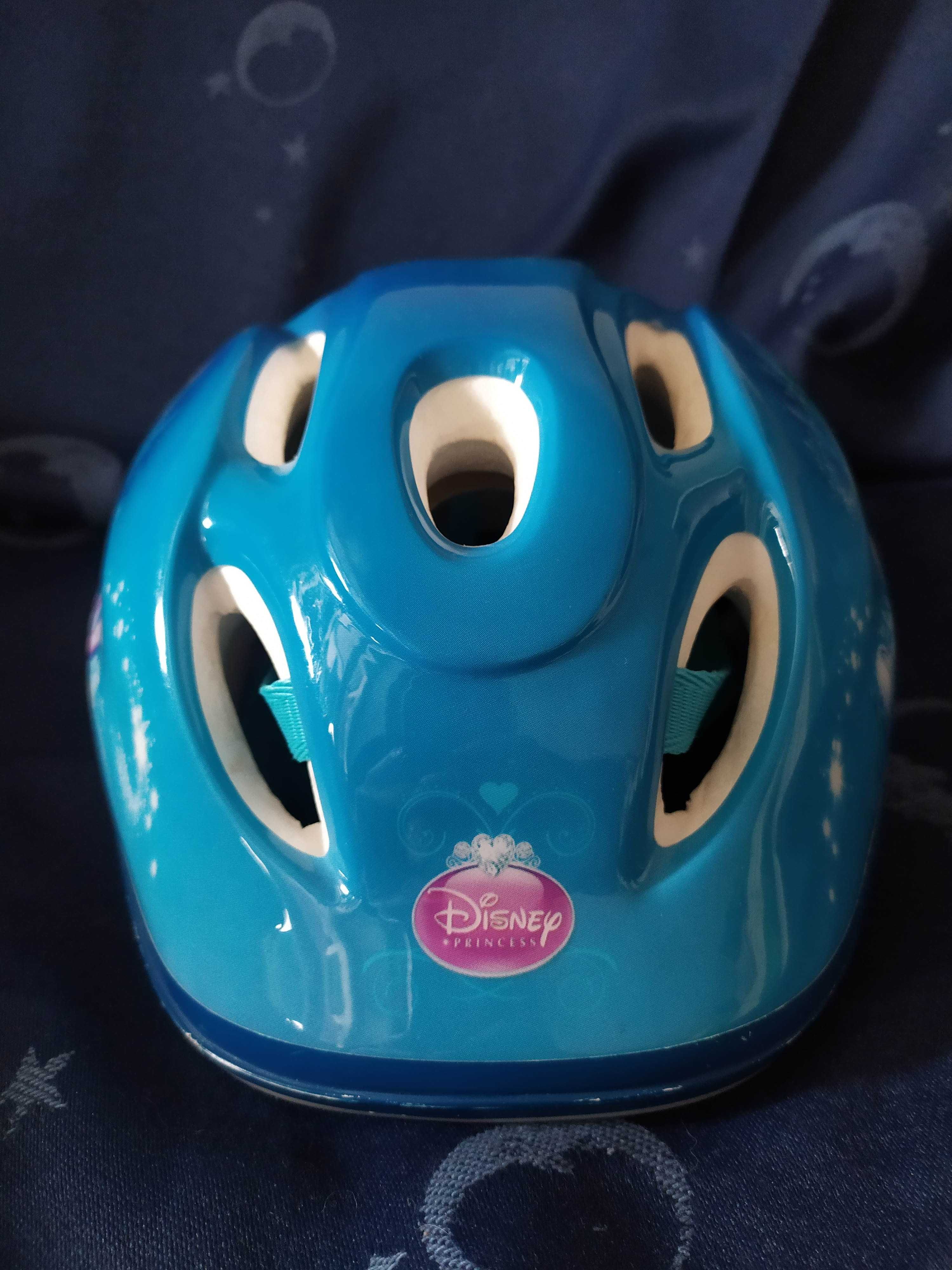 Шлем детский Disney, регулируется размер, защита ребенка.