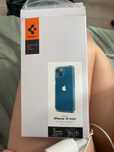Case spigen na iPhone 13 mini