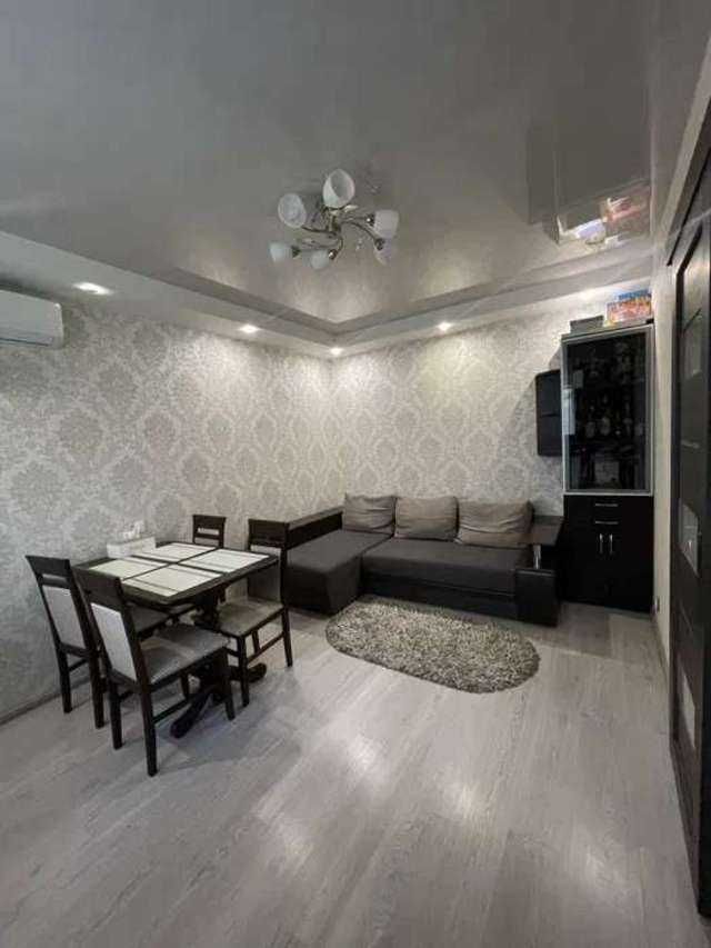 Продам 2-кімн. Машинобудівна вул. 24, 46 м.кв