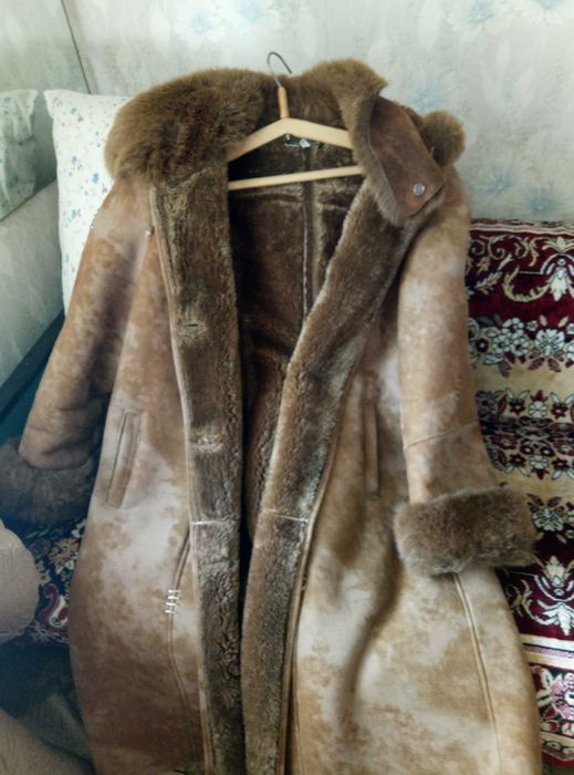 женская дубленка 48  50 размер