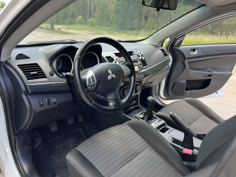 Продам автомобіль Mitsubishi Lancer