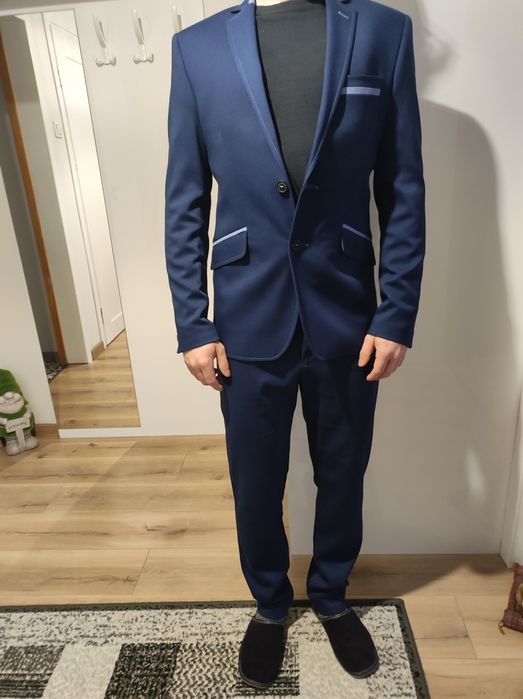 Garnitur młodzieżowy