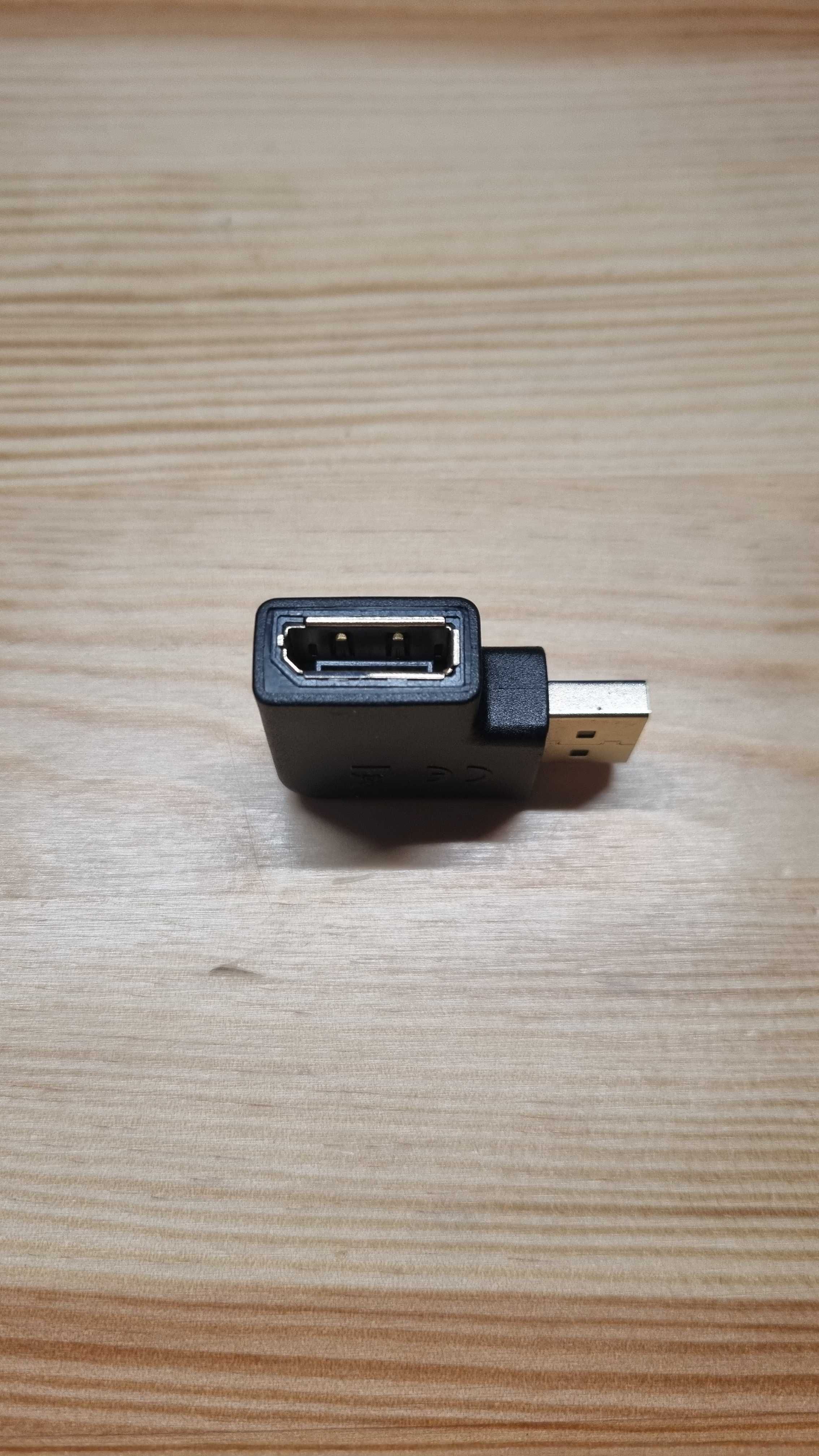 LINDY DisplayPort 1.4 adapter kątowy przejściówka