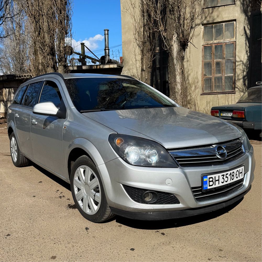 Opel Astra H 2010год 1,7 дизель, МКПП. Обслужен, 230т пробег